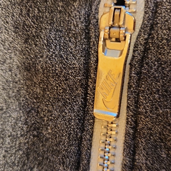 Nike Embroidered Jogger Sweatpants - Picture 7 of 7